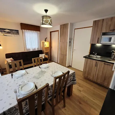 Apartment Chanteneige - 4 Personnes Proche Du Centre Mae-2611